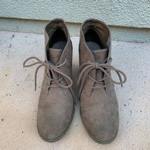 Women’s brown booties size 7